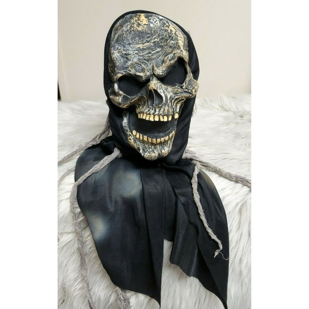 Fun World Easter Unlimited Skull Halloween‎ Mask Costume w/ Hood